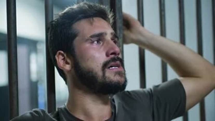 Rudá apodrece na cadeia em Mania de Você (Foto: Reprodução/ TV Globo) Rudá apodrece na cadeia em Mania de Você (Foto: Reprodução/ TV Globo)