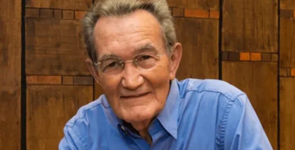 Léo Batista morreu aos 92 anos após luta contra câncer (Foto: Reprodução/ Internet) Léo Batista morreu aos 92 anos após luta contra câncer (Foto: Reprodução/ Internet)
