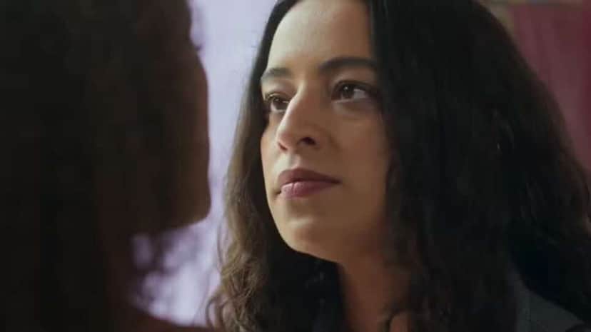 Cacá vira o demônio, ameaça Madá e acaba sendo cobrada por Chico(Foto: Reprodução/ TV Globo) Cacá vira o demônio, ameaça Madá e acaba sendo cobrada por Chico(Foto: Reprodução/ TV Globo)