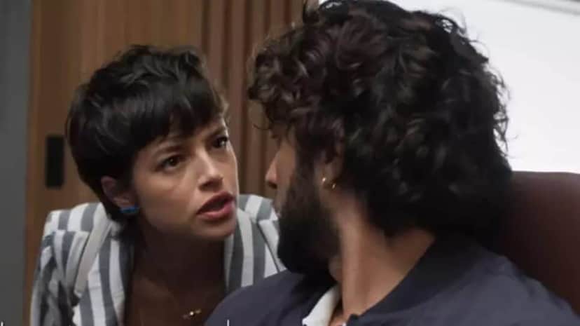 Atriz vive par romântico e de rivalidade com Chay Suede na trama (Foto: Reprodução/ TV Globo/ ) Atriz vive par romântico e de rivalidade com Chay Suede na trama (Foto: Reprodução/ TV Globo/ )