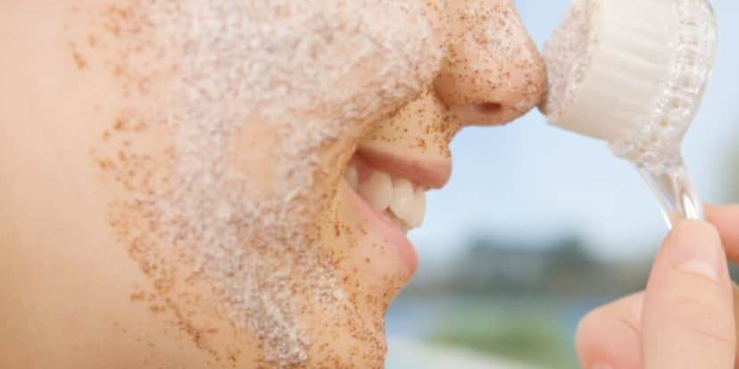Açúcar e mel para esfoliar a pele (Reprodução: Canva) Açúcar e mel para esfoliar a pele (Reprodução: Canva)