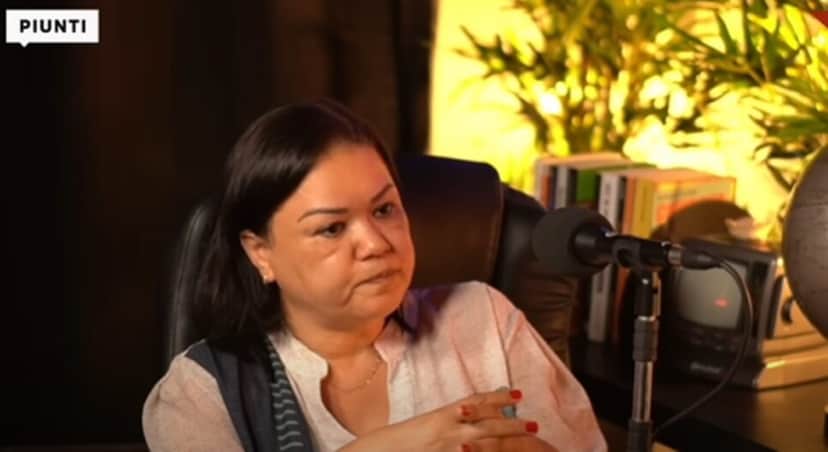 Roseni, esposa do cantor, faz revelação inédita sobre tragédia (Foto: Reprodução/ Canal André Piunti/ YouTube) Roseni, esposa do cantor, faz revelação inédita sobre tragédia (Foto: Reprodução/ Canal André Piunti/ YouTube)
