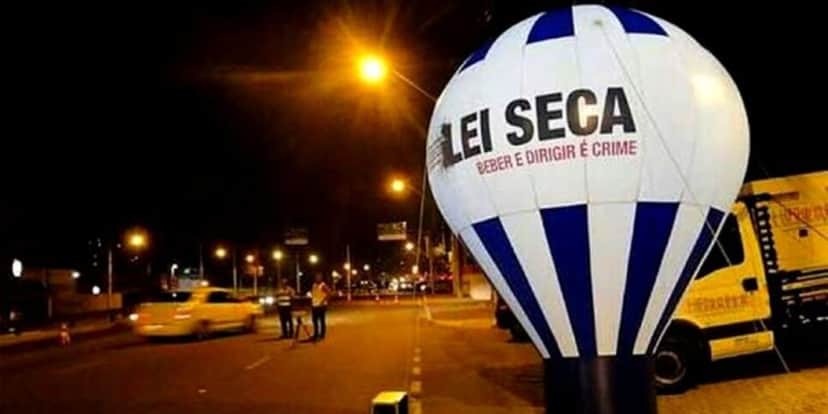 Lei Seca proíbe o consumo de qualquer quantidade de álcool (Reprodução: Internet) Lei Seca proíbe o consumo de qualquer quantidade de álcool (Reprodução: Internet)