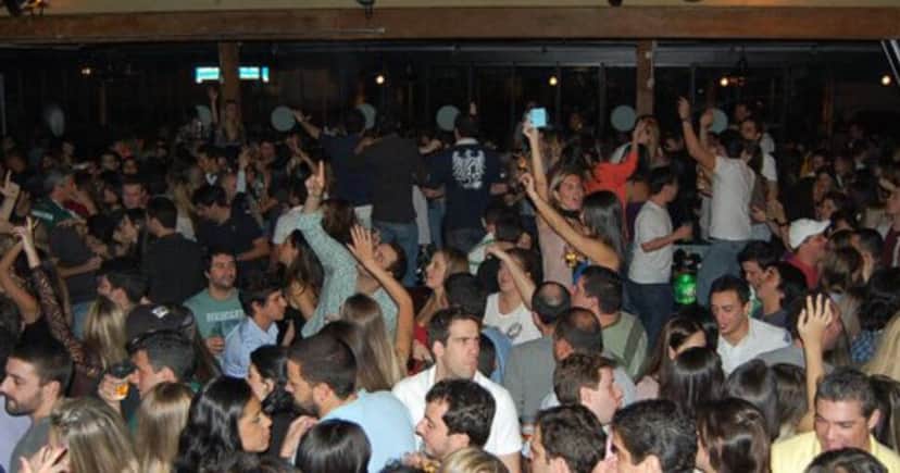 Bar Aurora se despede dos seus clientes após 18 anos - Foto Reprodução Internet Bar Aurora se despede dos seus clientes após 18 anos - Foto Reprodução Internet