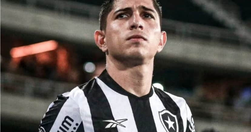 Tchau, Savarino: Camisa 10 do Botafogo confirma saída a Textor (Foto: Reprodução/ Internet) Tchau, Savarino: Camisa 10 do Botafogo confirma saída a Textor (Foto: Reprodução/ Internet)