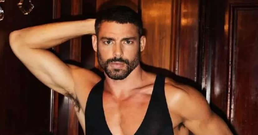Apresentador de TV não se contém e expõe Cauã Reymond (Foto: Reprodução/ Instagram) Apresentador de TV não se contém e expõe Cauã Reymond (Foto: Reprodução/ Instagram)