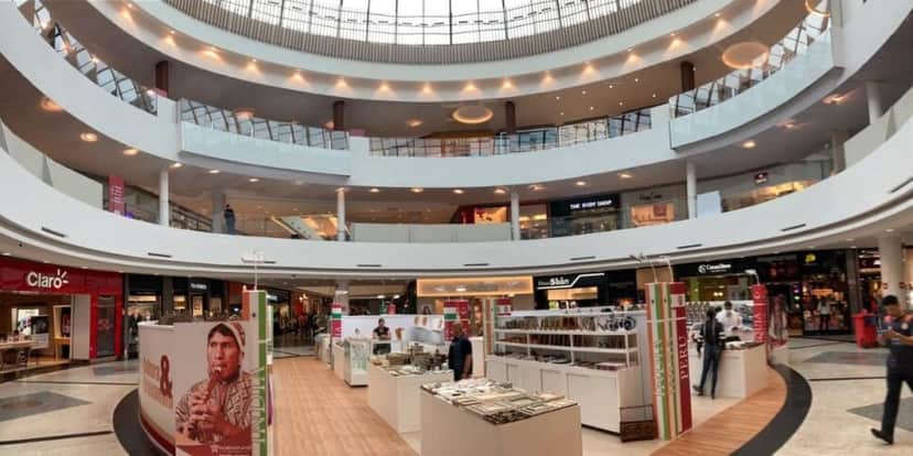 Flamboyant Shopping Flamboyant Shopping