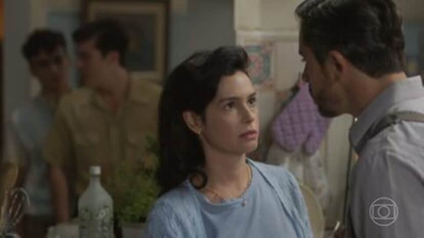 Nelson faz ameaça fatal a família de Anita e tem fuga da falência exposta com única condição (Foto: Reprodução/ TV Globo) Nelson faz ameaça fatal a família de Anita e tem fuga da falência exposta com única condição (Foto: Reprodução/ TV Globo)