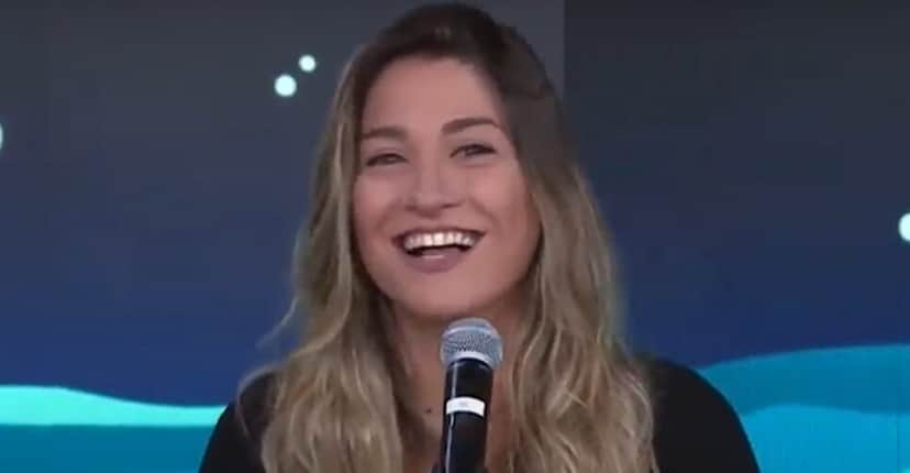 Kallyna Sabino, no programa humorístico (Foto: Reprodução/ YouTube) Kallyna Sabino, no programa humorístico (Foto: Reprodução/ YouTube)