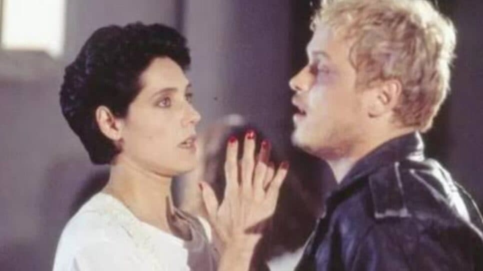 Diná (Christine Torloni) e Alexandre (Guilherme Fontes) em cena de A Viagem (Foto: Reprodução/ Divulgação, Globo) Diná (Christine Torloni) e Alexandre (Guilherme Fontes) em cena de A Viagem (Foto: Reprodução/ Divulgação, Globo)