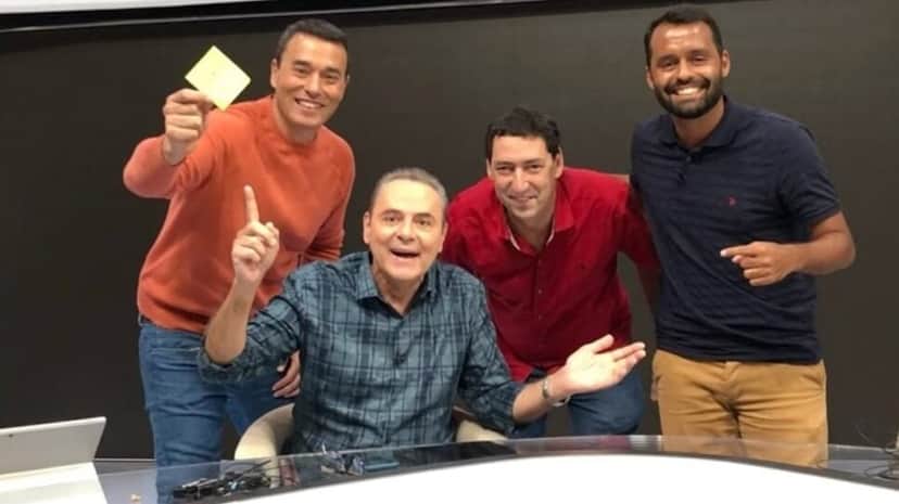 Apresentador número 1 do esporte é demitido pela Globo inesperadamente (Foto: Reprodução/ Instagram) Apresentador número 1 do esporte é demitido pela Globo inesperadamente (Foto: Reprodução/ Instagram)