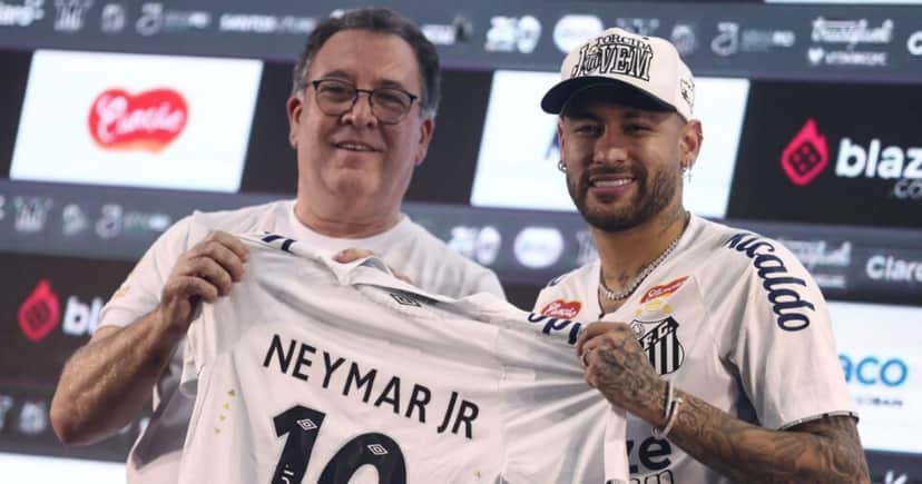 R$21M por mês: Teixeira trava renovação de Neymar no Santos (Foto: Reuters/Carla Carniel) R$21M por mês: Teixeira trava renovação de Neymar no Santos (Foto: Reuters/Carla Carniel)