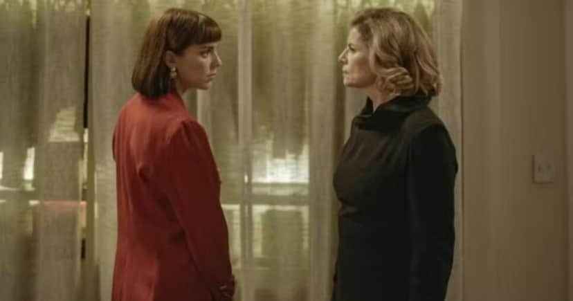 Odete e Solange discutem em Vale Tudo, da TV Globo (Foto: Reprodução/Globo) Odete e Solange discutem em Vale Tudo, da TV Globo (Foto: Reprodução/Globo)