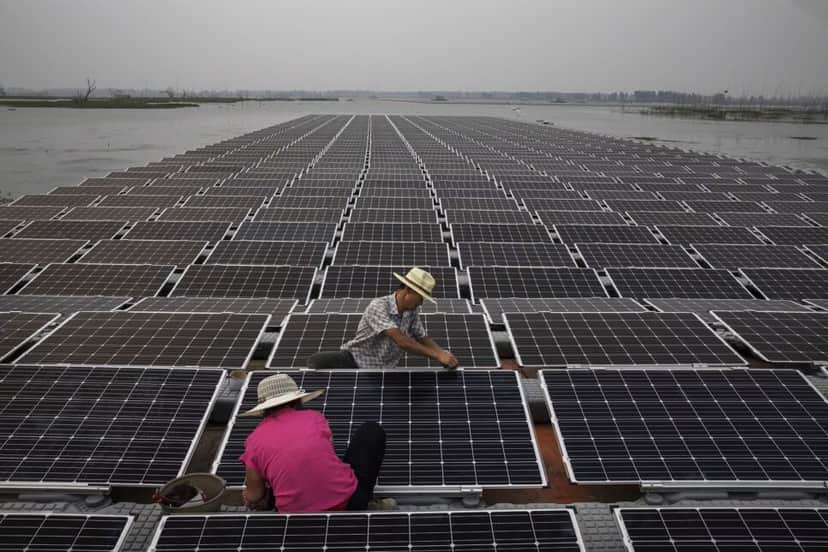 Akcome assim como outras empresas de energia solar está em crise na China (Foto Reprodução/Bloomberg) Akcome assim como outras empresas de energia solar está em crise na China (Foto Reprodução/Bloomberg)