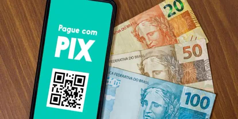 PIX e notas de Real (Foto: Canva) PIX e notas de Real (Foto: Canva)