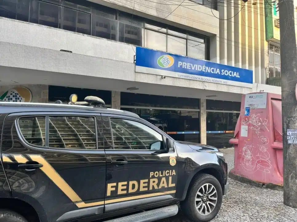 Operação da Polícia Federal em vários estados brasileiros contra fraudes no INSS (Foto: Polícia Federal) Operação da Polícia Federal em vários estados brasileiros contra fraudes no INSS (Foto: Polícia Federal)