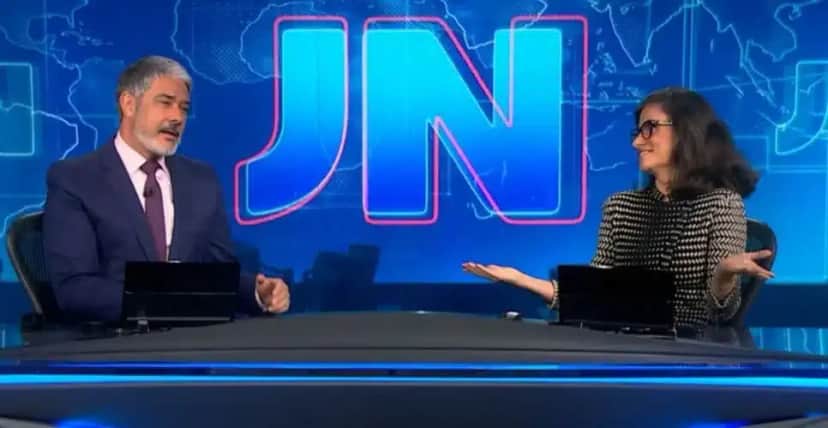 Em 2025, Bonner Renata Vasconcellos ancoram o Jornal Nacional (Foto: Reprodução/ Globo) Em 2025, Bonner Renata Vasconcellos ancoram o Jornal Nacional (Foto: Reprodução/ Globo)
