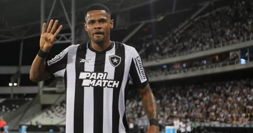 O famoso ex-craque do time de futebol carioca não deve voltar para o clube de Textor (Foto: Vitor Silva/Botafogo) O famoso ex-craque do time de futebol carioca não deve voltar para o clube de Textor (Foto: Vitor Silva/Botafogo)