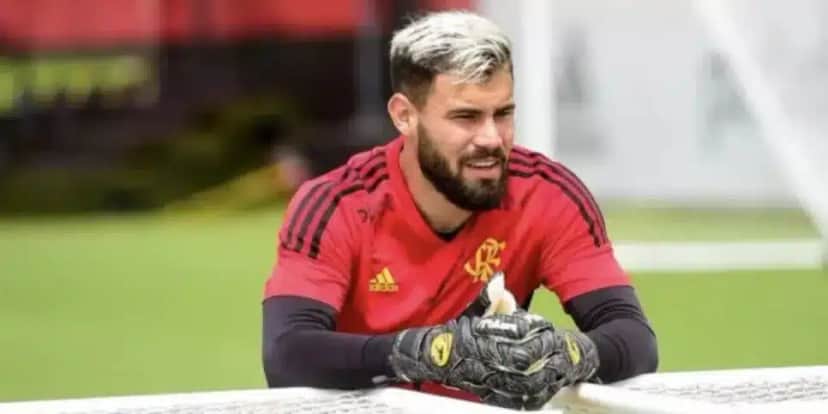 O goleiro não deve renovar seu contrato com o Rubro-Negro (Reprodução: Instagram) O goleiro não deve renovar seu contrato com o Rubro-Negro (Reprodução: Instagram)