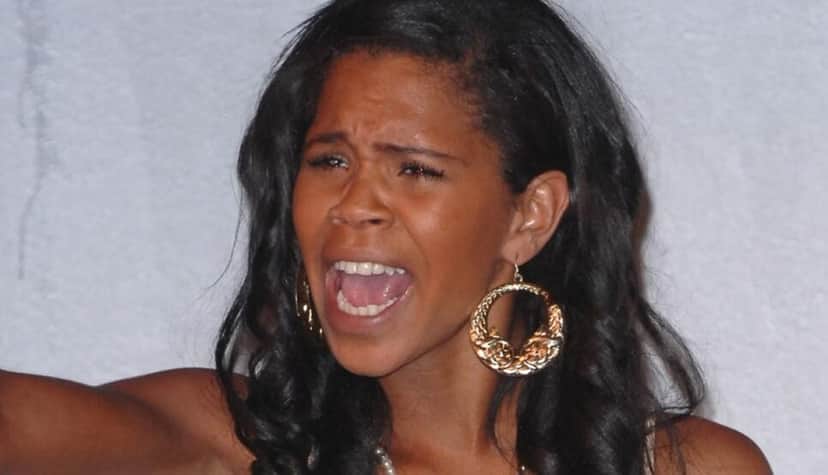 Charley Uchea, ex-participante do Big Brother do Reino Unido (Foto: Reprodução) Charley Uchea, ex-participante do Big Brother do Reino Unido (Foto: Reprodução)