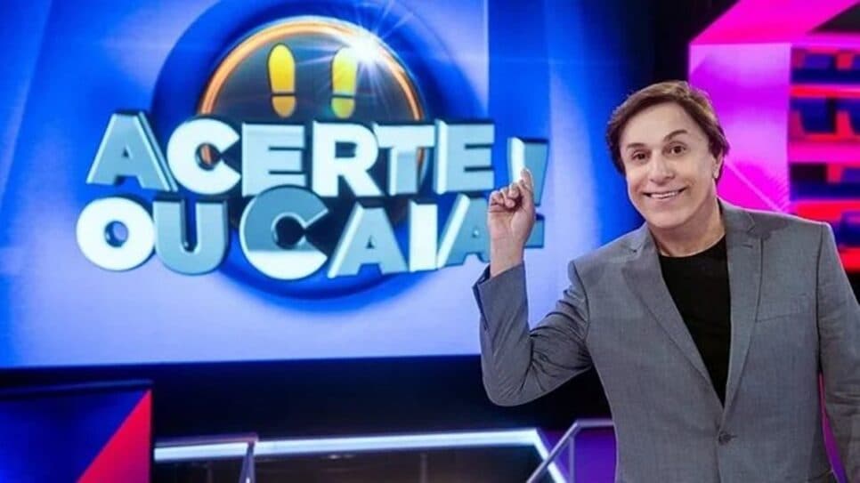 Sucesso do "Acerte ou Caia", apresentado por Tom Cavalcante, garante bons índices e até nova temporada em 2026, segundo jornalista (Foto: Reprodução/ Divulgação, Record) Sucesso do "Acerte ou Caia", apresentado por Tom Cavalcante, garante bons índices e até nova temporada em 2026, segundo jornalista (Foto: Reprodução/ Divulgação, Record)