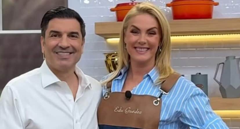 Ana Hickmann e Edu Guedes no "Fica com a Gente" (Foto: Reprodução/ RedeTV!) Ana Hickmann e Edu Guedes no "Fica com a Gente" (Foto: Reprodução/ RedeTV!)