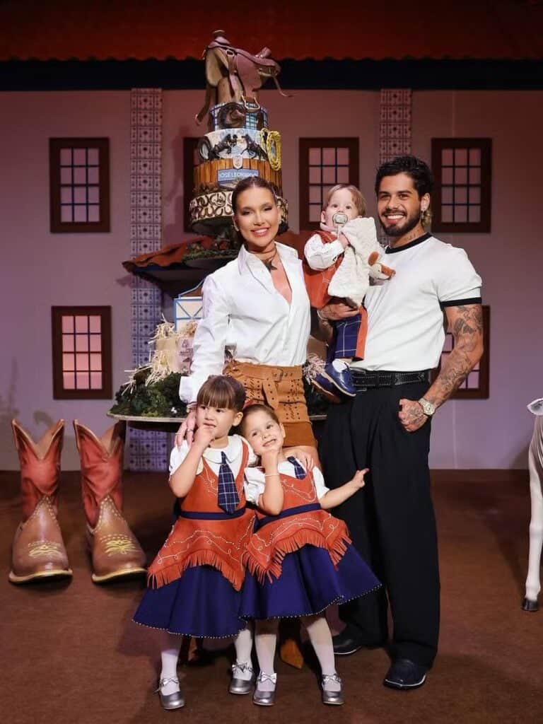 Virgínia Fonseca e Zé Felipe posam juntos em festa de 1 ano de José Leonardo (Foto: Reprodução/ Instagram) Virgínia Fonseca e Zé Felipe posam juntos em festa de 1 ano de José Leonardo (Foto: Reprodução/ Instagram)
