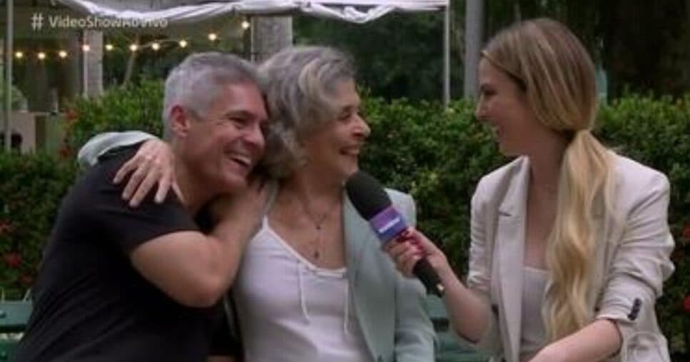 Carlos e Betty Faria em entrevista ao Vídeo Show em 2014 (Foto Reprodução/Globoplay) Carlos e Betty Faria em entrevista ao Vídeo Show em 2014 (Foto Reprodução/Globoplay)
