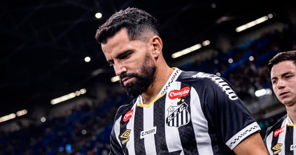 Tomás Rincón no Santos (Foto: Reprodução - Instagram) Tomás Rincón no Santos (Foto: Reprodução - Instagram)