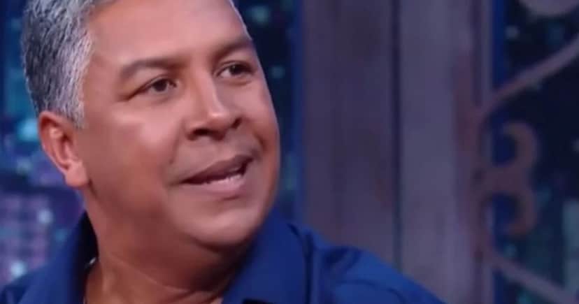 Edílson Oliveira no programa do Danilo Gentilli, no SBT (Foto Reprodução/YouTube/SBT) Edílson Oliveira no programa do Danilo Gentilli, no SBT (Foto Reprodução/YouTube/SBT)