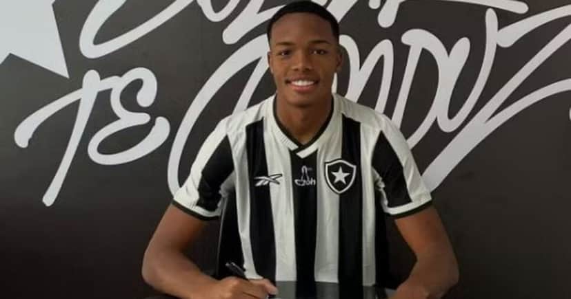 Lira é do Botafogo - Foto: Instagram Lira é do Botafogo - Foto: Instagram