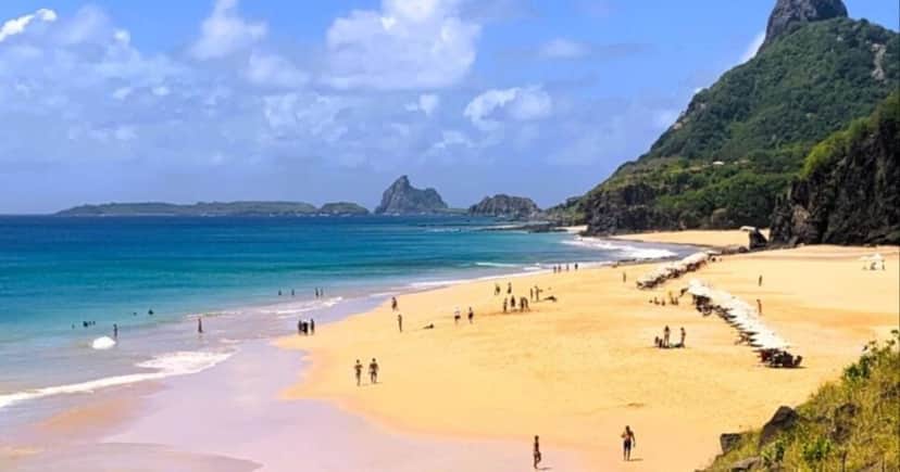 Fernando de Noronha (Foto: Reprodução/ on a plane again) Fernando de Noronha (Foto: Reprodução/ on a plane again)