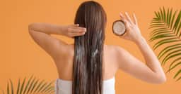 Descubra a hora certa de usar óleo de coco para ter o cabelo macio e hidratado
