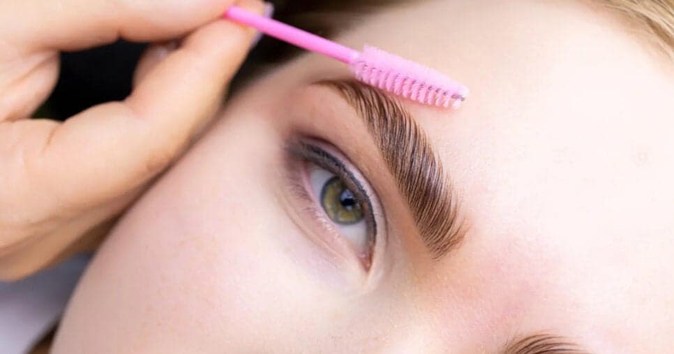 Sobrancelhas perfeitas com 2 dicas infalíveis (Foto: Divulgação) Sobrancelhas perfeitas com 2 dicas infalíveis (Foto: Divulgação)