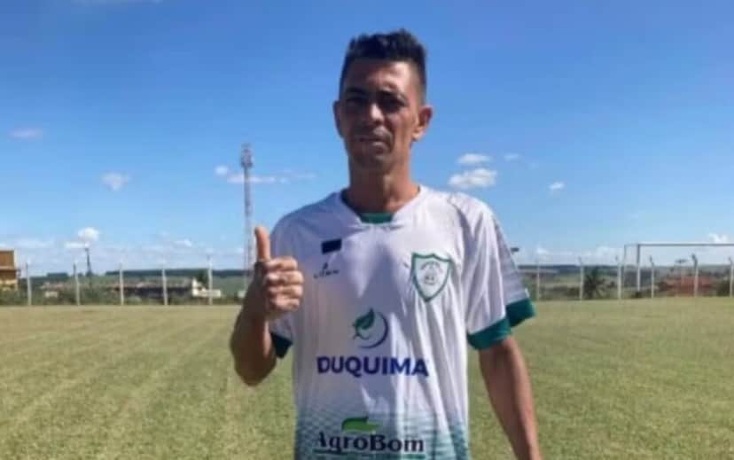 O jogador Clodoaldo Alves Ramos, o Esquerdinha, morreu em bar (Foto: Reprodução/ Instagram) O jogador Clodoaldo Alves Ramos, o Esquerdinha, morreu em bar (Foto: Reprodução/ Instagram)