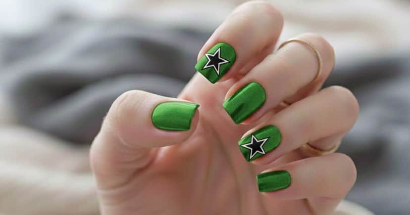 Nail art estrelas(Foto: Montagem TV Foco / GMN) Nail art estrelas(Foto: Montagem TV Foco / GMN)