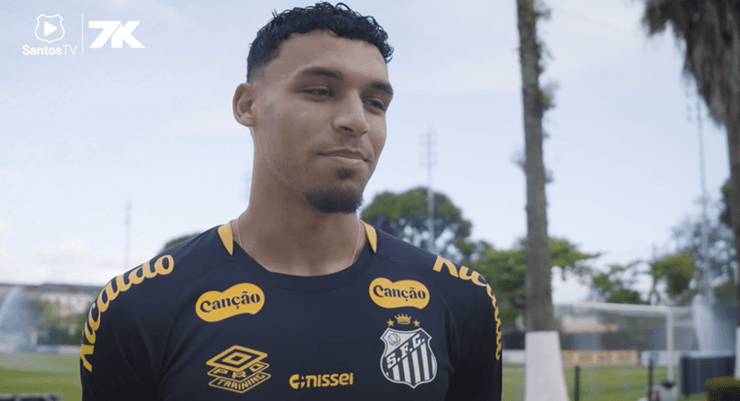 Victor Hugo vai trocar o Santos pelo Atlético-MG (Foto: Reprodução/ SantosTV) Victor Hugo vai trocar o Santos pelo Atlético-MG (Foto: Reprodução/ SantosTV)