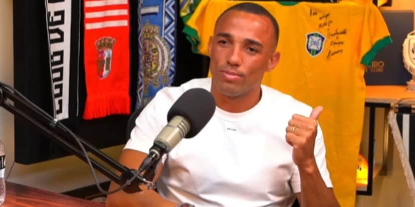 Marçal ficará fora do Botafogo por 3 semanas (Reprodução: Charla Podcast / Youtube) Marçal ficará fora do Botafogo por 3 semanas (Reprodução: Charla Podcast / Youtube)