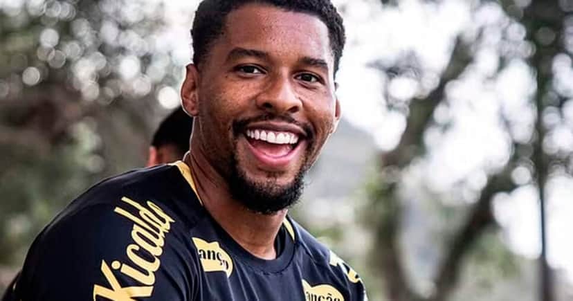 Goleiro Diógenes - Santos (Foto: Reprodução) Goleiro Diógenes - Santos (Foto: Reprodução)