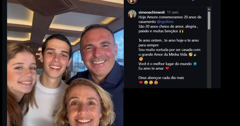Postagem de comemoração de casamento de Gottino com sua esposa e família (Foto Reprodução/Instagram/@simonechiment) Postagem de comemoração de casamento de Gottino com sua esposa e família (Foto Reprodução/Instagram/@simonechiment)