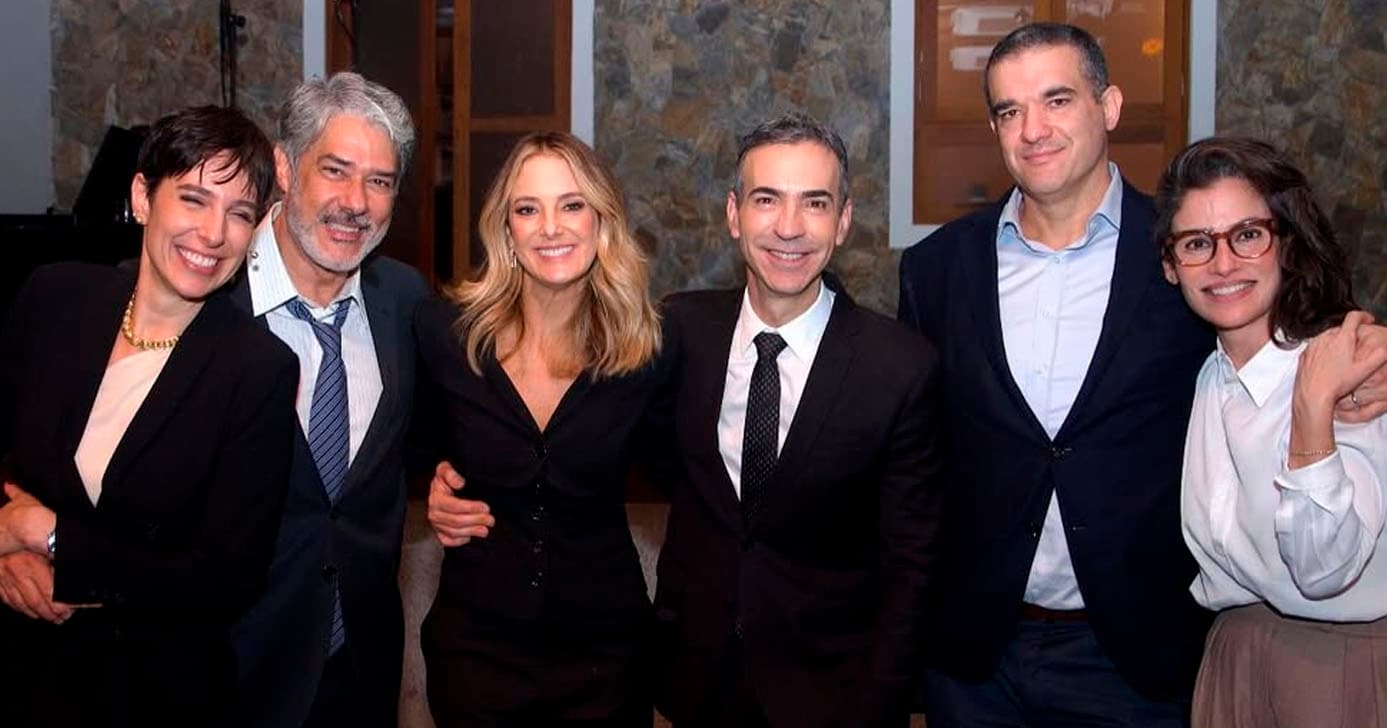 Natasha Dantas, William Bonner, Ticiane Pinheiro, César Tralli, Miguel Athayde e Renata Vasconcellos – Foto Reprodução Instagram ticipinheiro Natasha Dantas, William Bonner, Ticiane Pinheiro, César Tralli, Miguel Athayde e Renata Vasconcellos – Foto Reprodução Instagram ticipinheiro