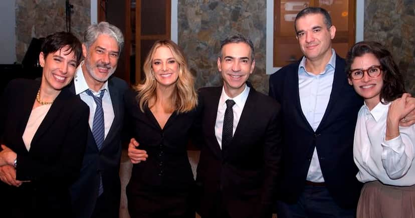 Natasha Dantas, William Bonner, Ticiane Pinheiro, César Tralli, Miguel Athayde e Renata Vasconcellos – Foto Reprodução Instagram ticipinheiro Natasha Dantas, William Bonner, Ticiane Pinheiro, César Tralli, Miguel Athayde e Renata Vasconcellos – Foto Reprodução Instagram ticipinheiro