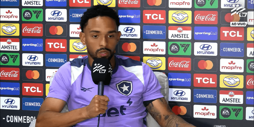 Vitinho no Botafogo prestes a ir ao Palmeiras (Foto: Reprodução/YouTube) Vitinho no Botafogo prestes a ir ao Palmeiras (Foto: Reprodução/YouTube)