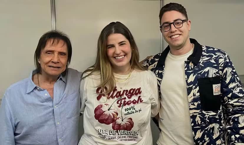 Roberto Carlos com Giovanna e o marido dela, Daniel — Foto: Divulgação Roberto Carlos com Giovanna e o marido dela, Daniel — Foto: Divulgação