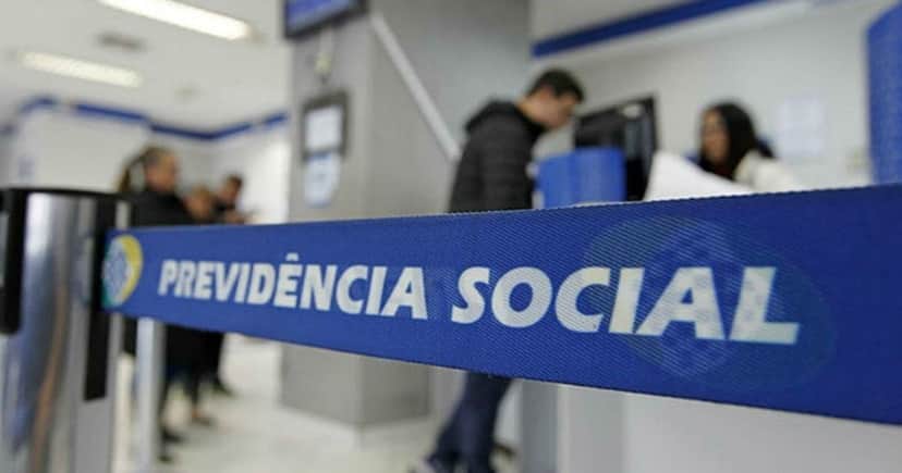 Alguns trabalhadores podem se aposentar aos 55 anos (Foto: Reprodução/Internet) Alguns trabalhadores podem se aposentar aos 55 anos (Foto: Reprodução/Internet)