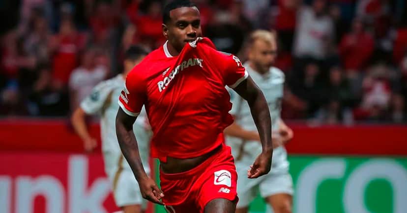 Helinho está na mira do Palmeiras (Foto: Reprodução) Helinho está na mira do Palmeiras (Foto: Reprodução)