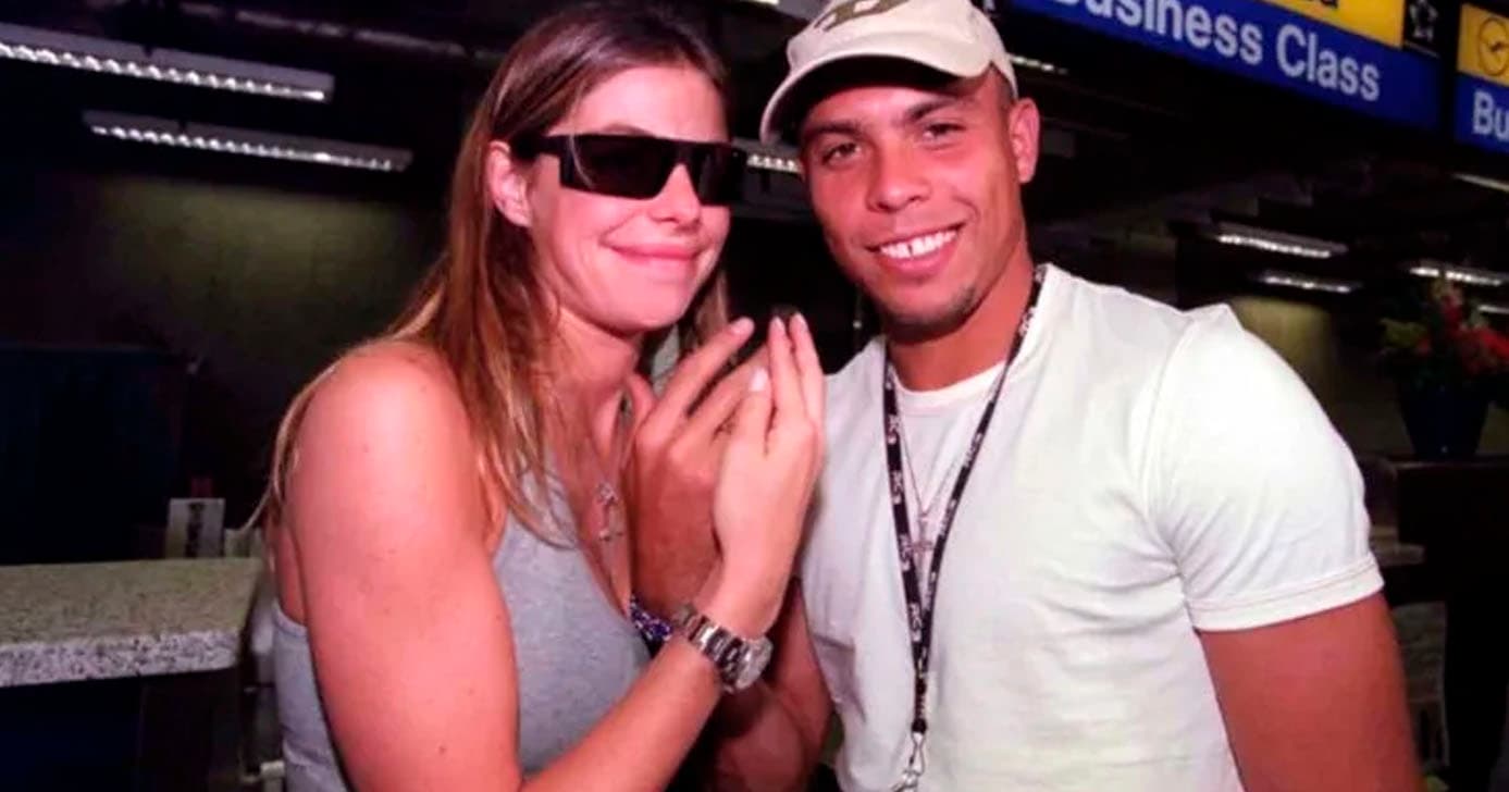 Jogador Ronaldo e Daniella Cicarelli em setembro de 2004 (Foto: Reprodução) Jogador Ronaldo e Daniella Cicarelli em setembro de 2004 (Foto: Reprodução)