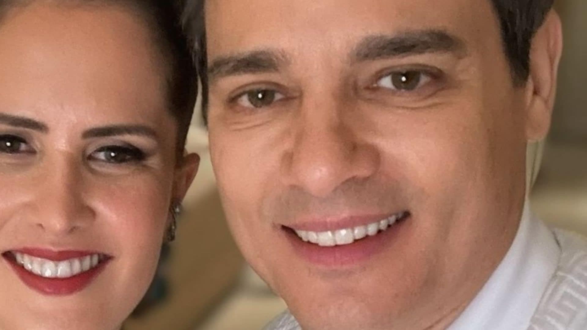Apresentador do SBT é casado com uma loira linda (Foto: Reprodução/ Instagram) Apresentador do SBT é casado com uma loira linda (Foto: Reprodução/ Instagram)