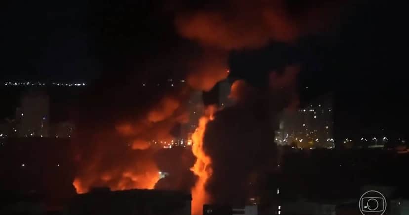Ucrânia sofre noite de bombardeios Ucrânia sofre noite de bombardeios