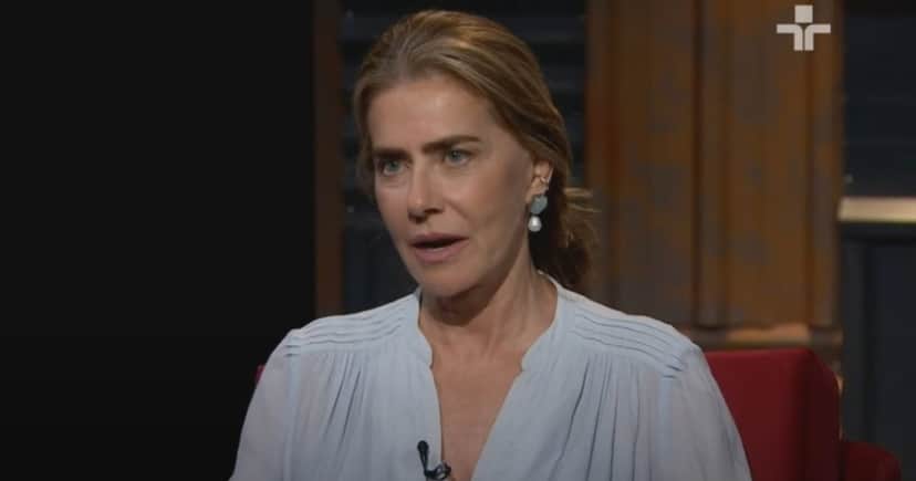 Maitê Proença fala de assassinato da mãe (Foto: TV Cultura) Maitê Proença fala de assassinato da mãe (Foto: TV Cultura)